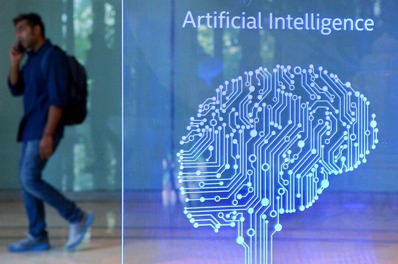 سباق الهيمنة .. أبعاد وتداعيات الخطة الأمريكية الجديدة للذكاء الاصطناعي سباق الهيمنة .. أبعاد وتداعيات الخطة الأمريكية الجديدة للذكاء الاصطناعي