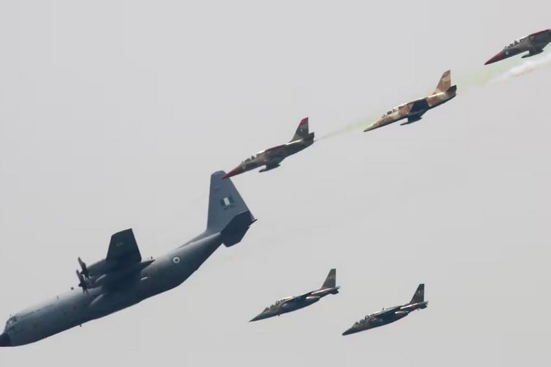 سلاح الجو النيجيري يحرر 76 مخطوفا سلاح الجو النيجيري يحرر 76 مخطوفا