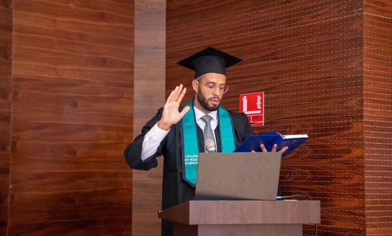 قزيبر يجمع التميز الأكاديمي والرياضي قزيبر يجمع التميز الأكاديمي والرياضي