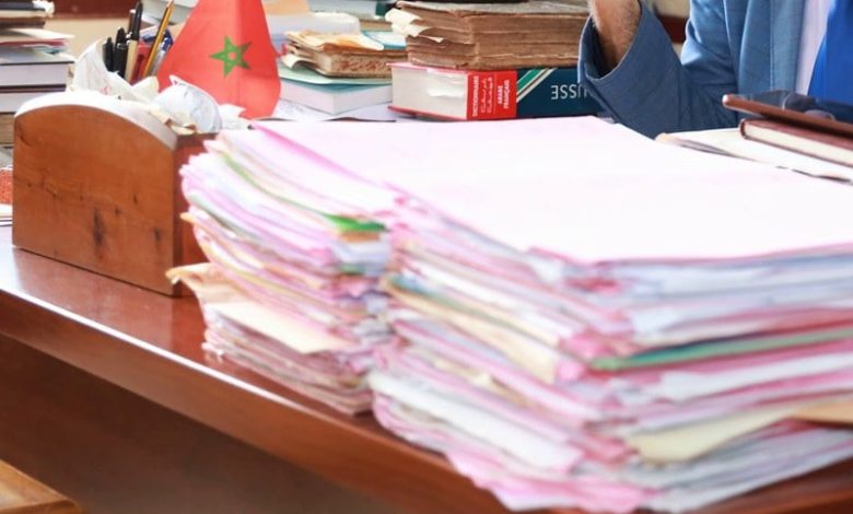 وثائق مزورة وأموال "النوار" .. فضائح ضريبية تنكشف في سوق العقار وثائق مزورة وأموال