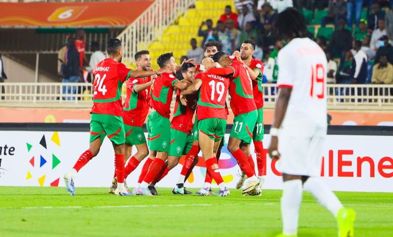 وكلاء أجانب يراقبون "أسود البطولة" وكلاء أجانب يراقبون "أسود البطولة"