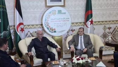 نظام الجزائر يمهّد لإقبار وهم "الجمهورية" في الصحراء وتوطينه بتندوف
