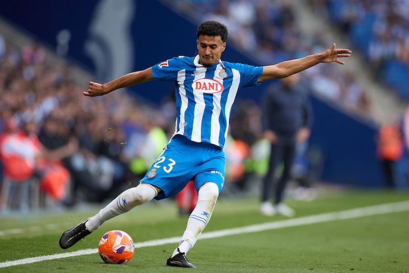 نوتنغهام يطلب الهلالي من إسبانيول