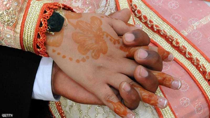 زيجات صناع المحتوى المغاربة: عرضٌ للجمهور أم لعبة رقمية؟