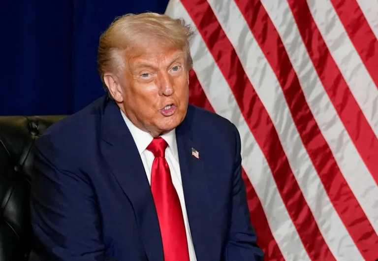 ترامب يعلن التوصل لاتفاق لإنهاء الحرب في غزة ويؤكد: إسرائيل محظوظة بنتنياهو