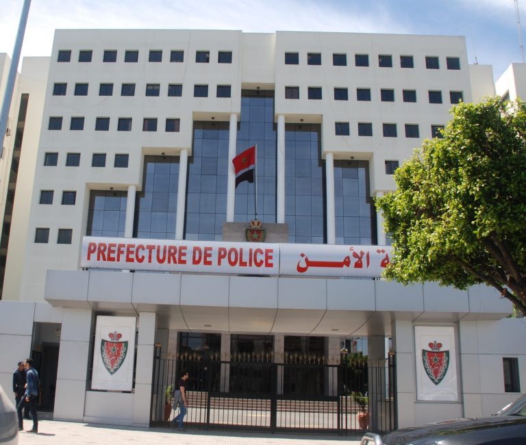 الدار البيضاء: تدخل أمني لتوضيح واقعة سائح وسائق سيارة أجرة