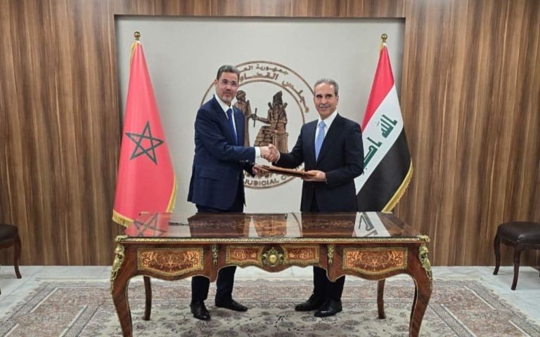 توقيع مذكرة تفاهم قضائية بين المغرب والعراق لتعزيز التعاون القانوني