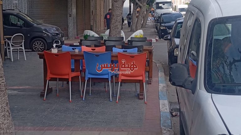 احتلال الملك العمومي بشارع بن بوحوت بطنجة يزعج الساكنة