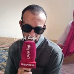 والدان يناشدان الملك العفو عن ابنهما المصاب بالتوحد المعتقل إثر اعتراضه الموكب الملكي بتطوان – فيديو