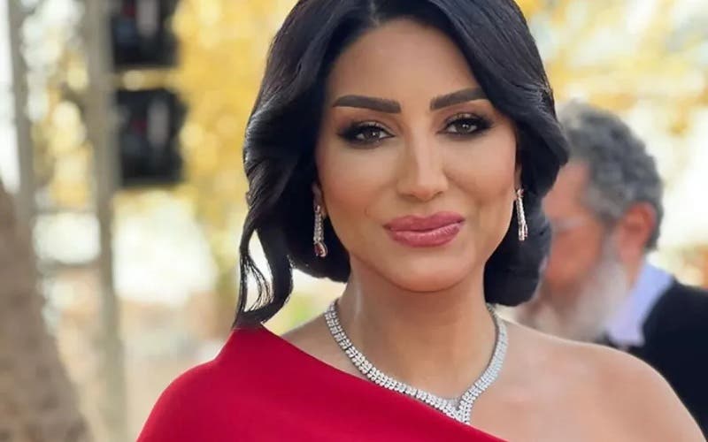 وفاء عامر تنفي اتهامات سرقة أعضاء إبراهيم شيكا: "ساعدته لوجه الله"