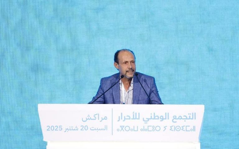 لمغور تدين الهجوم على الفنان الجراري: "قمة الدناءة"