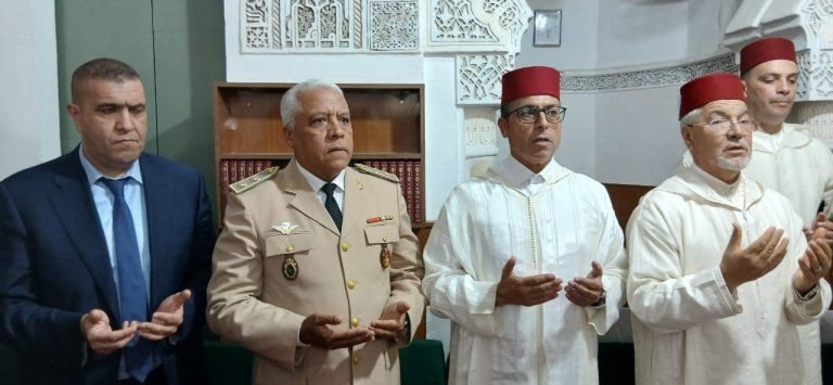 لجنة ملكية توزّع هبات على أضرحة بمراكش