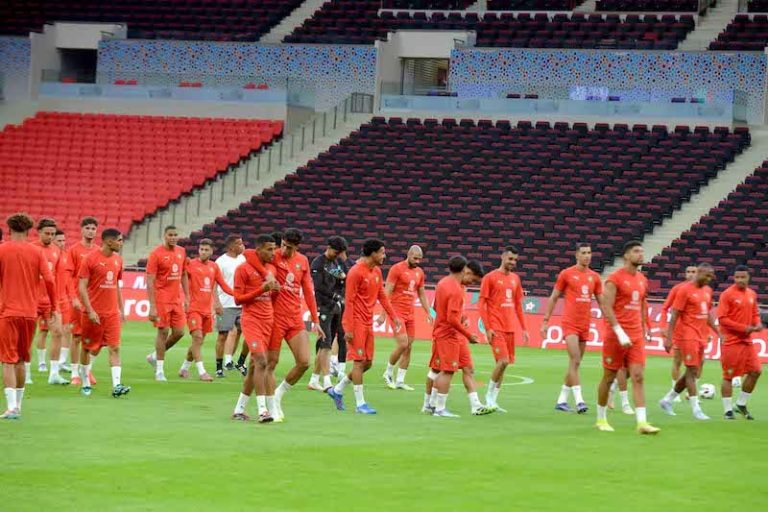 الركراكي يعزز المنتخب باستدعاء جديد