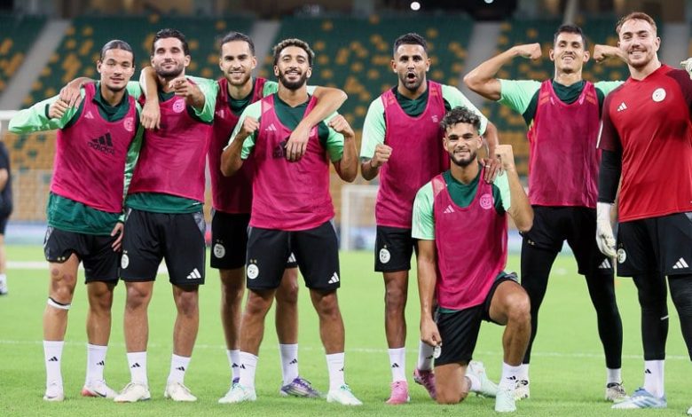 بعثة منتخب الجزائر تصل إلى البيضاء بعثة منتخب الجزائر تصل إلى البيضاء