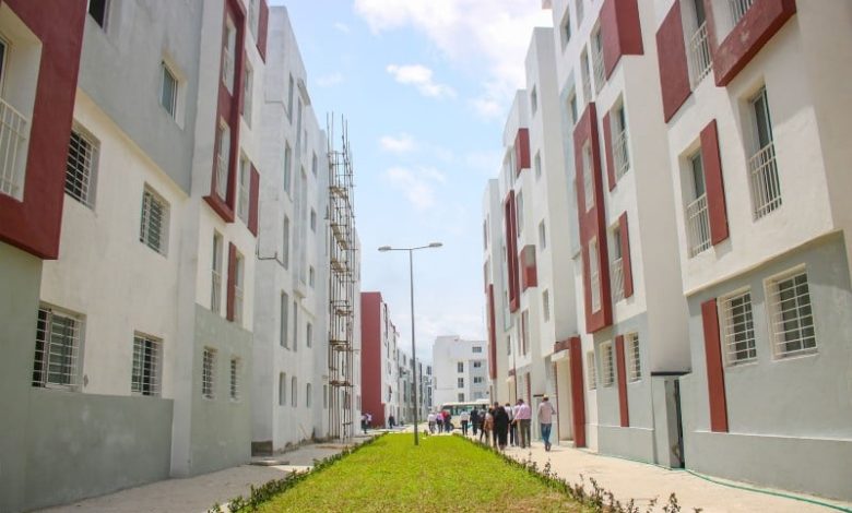 مديريات الضرائب تراجع حسابات منعشين وشركات عقارية بسبب