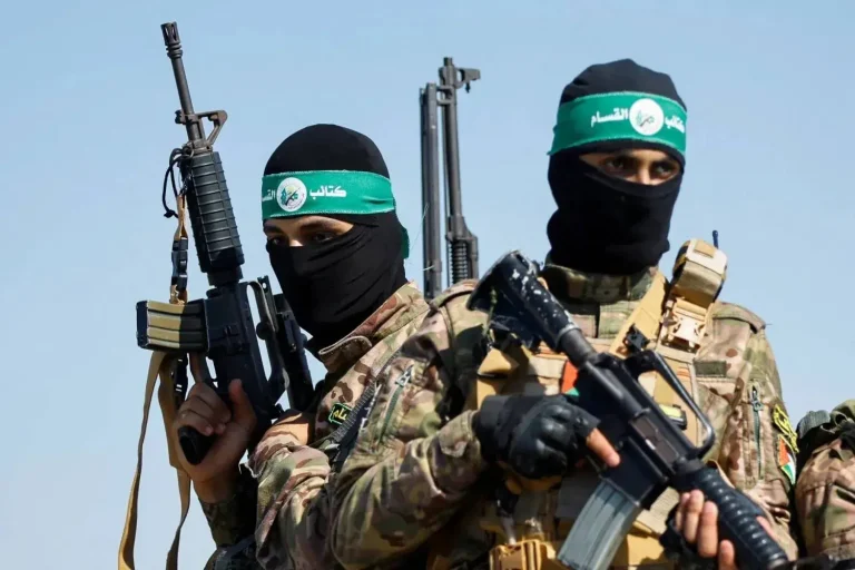 حماس تعلن رفضها المشاركة في مراسم توقيع اتفاق إنهاء الحرب في غزة