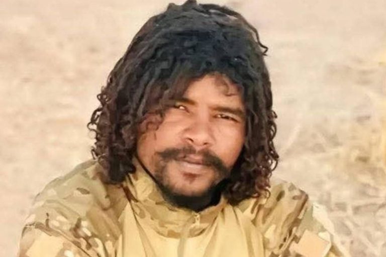 قوات الدعم السريع تعلن اعتقال "أبو لولو" في الفاشر قوات الدعم السريع تعلن اعتقال "أبو لولو" في الفاشر