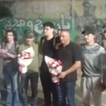 لحظة تقدير متبادل: محتجون في خريبكة يهديون الورود لرجال الأمن