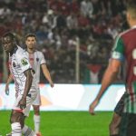 أولمبيك آسفي يكتسح الملعب التونسي بثنائية في كأس الكونفدرالية