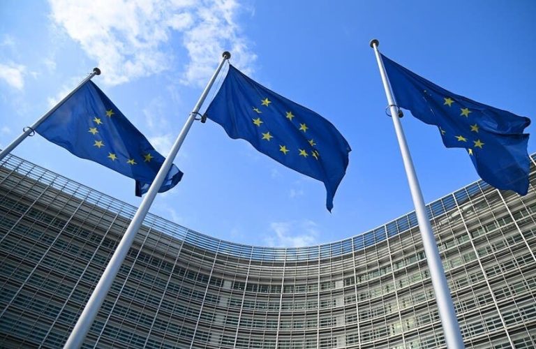 المفوضية الأوروبية تصف استعداد حماس لإطلاق الرهائن بـ"المشجع"