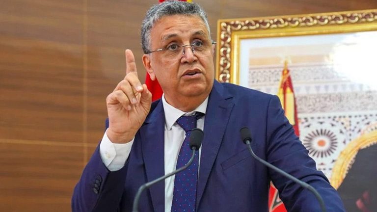وهبي: 65 مظاهرة ضدي منذ تولّي وزارة العدل.. وما زلت وزيرا