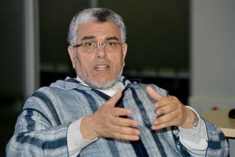 الرميد يدعو الحكومة للاستماع إلى مطالب المحتجين و"إيجاد حلول" للأزمة