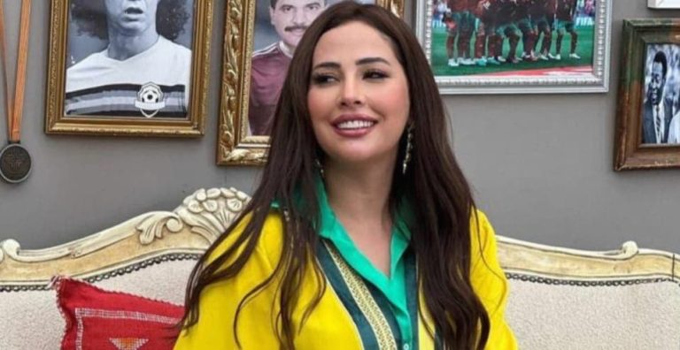 وجدة تكرم الفنانة ابتسام العروسي تقديرًا لمسيرتها الفنية
