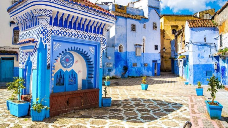 "اللؤلؤة الزرقاء" المغربية تتألق في تقرير صحفي أرجنتيني