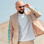 الدوزي يوثق اعتناق أجنبي الإسلام في الدنمارك
