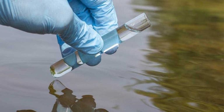 وكالة الحوض المائي اللوكوس تكثف جهودها لمراقبة جودة المياه في الحوض وكالة الحوض المائي اللوكوس تكثف جهودها لمراقبة جودة المياه في الحوض