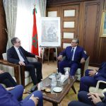 أخنوش يبحث مع "رونو" تعزيز استثمارات المجموعة بالمغرب