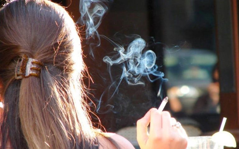 تقرير: 3.5 مليون مدخن في المغرب.. و160 ألف امرأة ضمنهم