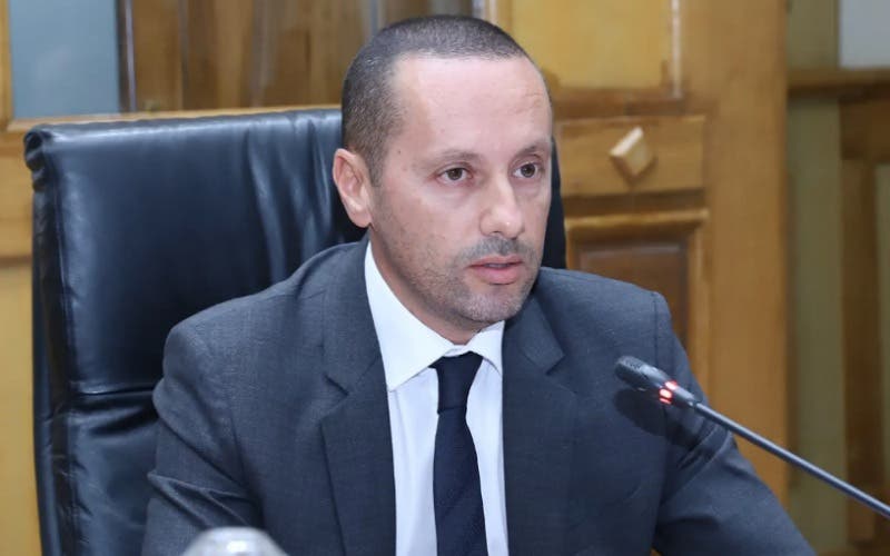 فشل وزير الصحة في ضبط لوبي الأدوية يهدد مئات المغاربة بفقدان البصر