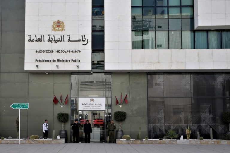 النيابة العامة تتوعّد المتورطين في أعمال التخريب والعنف بعقوبات رادعة