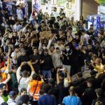 عكاشة: من حق الشباب التعبير عن آرائهم.. لكن ليس من العدل اختزال المشاكل في شخص رئيس الحكومة