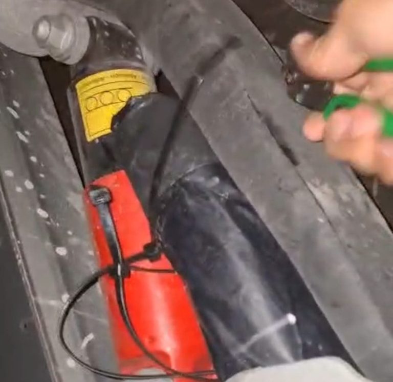 سائقون يحذرون من أسلوب تهريب جديد للمخدرات عبر شاحنات النقل الدولي
