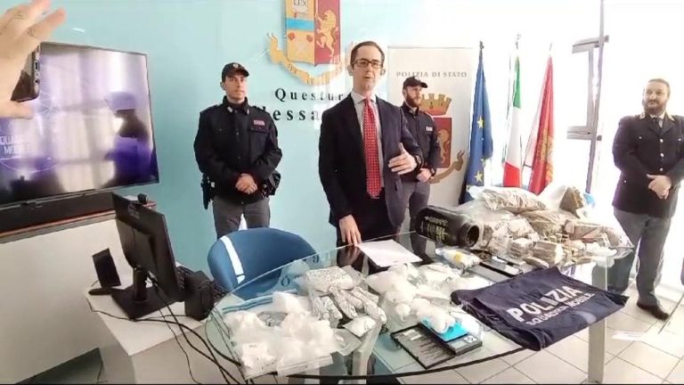 إيطاليا: توقيف شابين مغربيين بتهمة الاتجار بالمخدرات في بولونيا