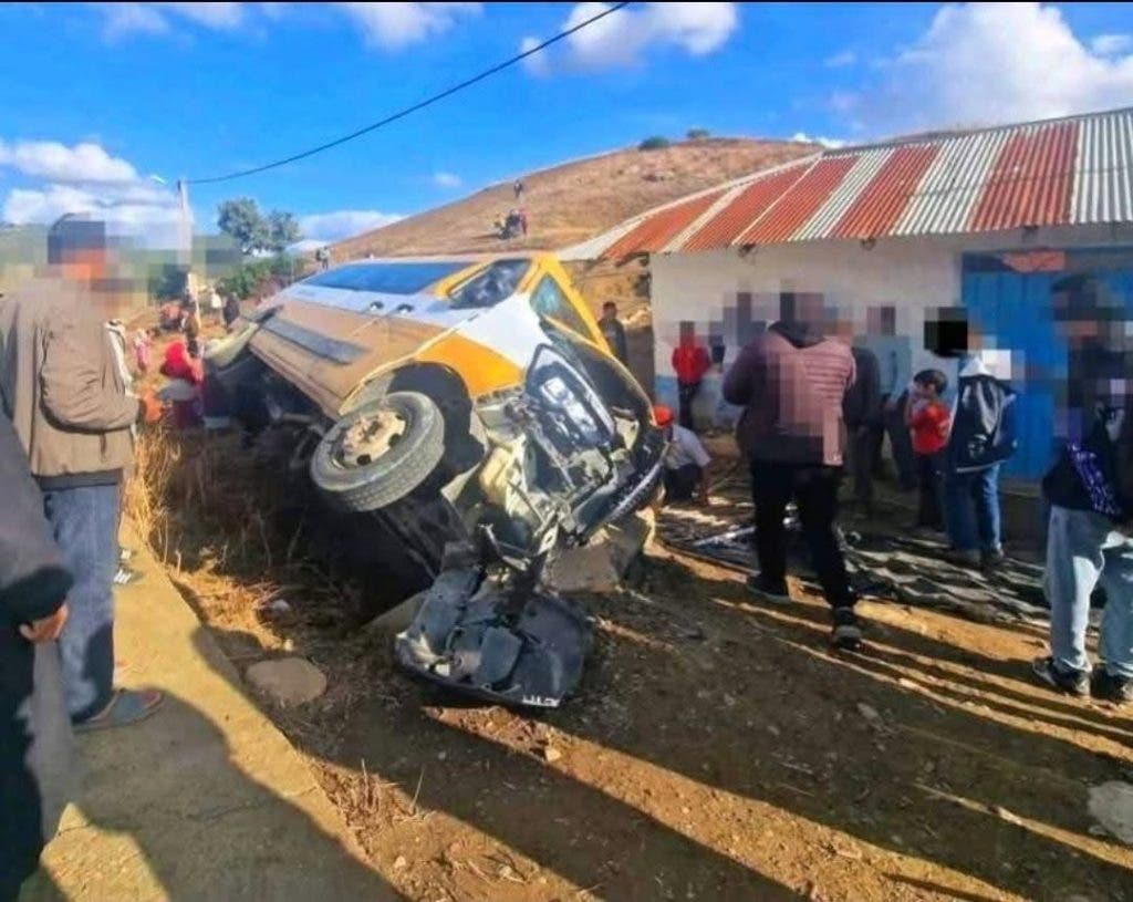 وزان.. انقلاب حافلة للنقل المدرسي بجماعة زومي يُخلف عدداً من الجرحى