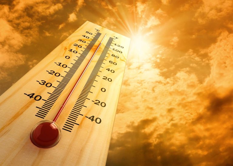 الأرصاد الجوية: طقس حار نسبياً يضرب المغرب غداً الجمعة