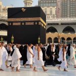 وزارة الحج السعودية تقلص صلاحية تأشيرة العمرة إلى شهر واحد
