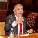 أحمد التويزي يوضح حقيقة “طحن الورق” ويؤكد أن كلامه أُخرج من سياقه