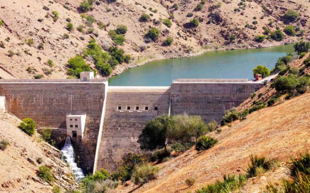 يشمل 12 سدا.. تواصل أشغال تنفيذ البرنامج الوطني للتزويد بالماء بجهة بني ملال