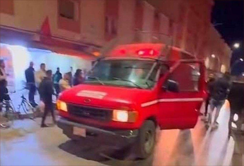 وزارة الداخلية: محتجون يعرقلون سيارة إسعاف ويمنعونها من تقديم الإسعافات