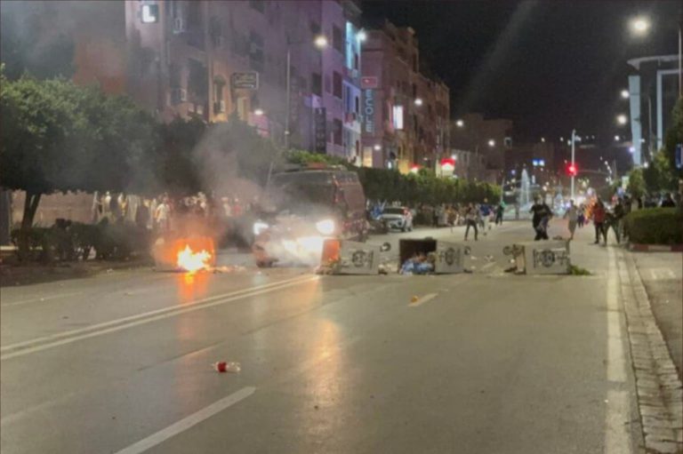 الأمن يلجأ إلى تفريغ كاميرات المراقبة لتحديد هوية المتورطين في أعمال الشغب