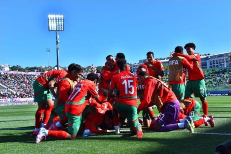 محللون رياضيون عرب يشيدون بإنجاز المنتخب المغربي للشباب في كأس العالم