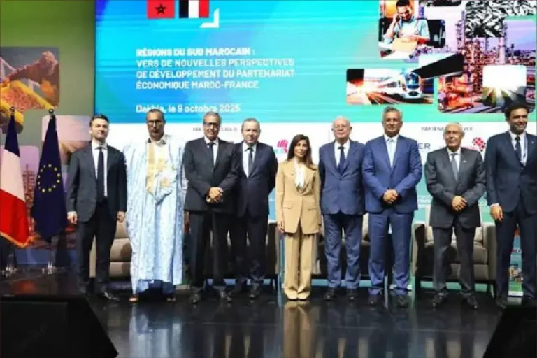 منتدى الأعمال بالداخلة يثير غضب الجزائر ويعزز الشراكة المغربية الفرنسية
