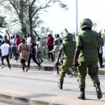 اشتباكات بعد الانتخابات في تنزانيا: الشرطة تطلق الرصاص والغاز لتفريق المحتجين