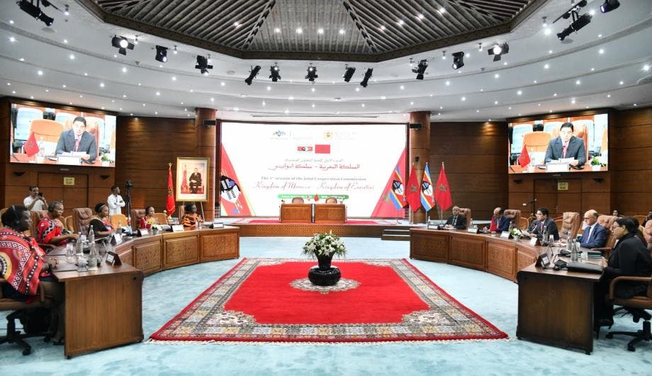 الرباط تستضيف الدورة الأولى للجنة التعاون المغربية الإسواتينية الرباط تستضيف الدورة الأولى للجنة التعاون المغربية الإسواتينية