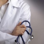 تنظيمات الأطباء الخواص تجدد التزامها بورش الحماية الاجتماعية وتطالب بمراجعة التعريفة المرجعية