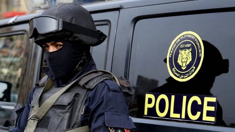 جريمة مروعة في مصر: تلميذ يقتل زميله ويقطع جثته بمنشار كهربائي